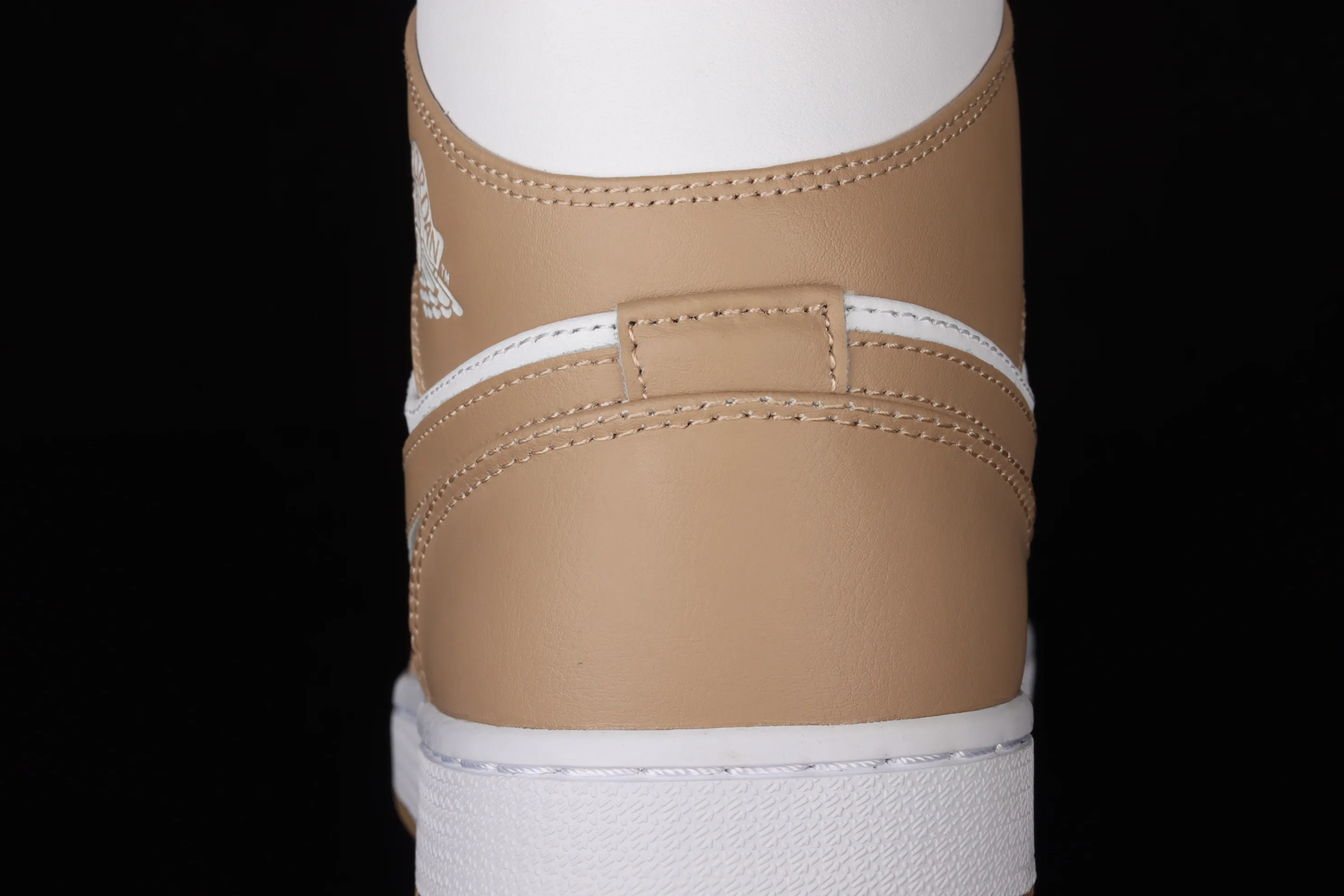 All categories Air Jordan Jordan series basketball shoes Air Jordan 1 Mid Air Jordan 1 Mid AJ1 Joe 1 Ephedra Mid-top cultural basketball shoes 554724-271